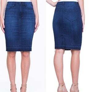 NWT Liverpool Jeans Estrella Medium Dark Stretch Released Hem Denim Skirt Sz 14P